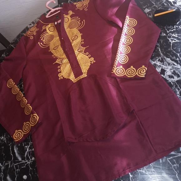 Man's Dashiki Burgundy and Gold Size Medium - Picture 4 of 5